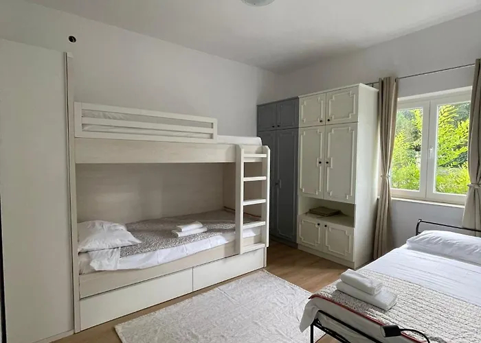 House Fila بيت للعطل توراني